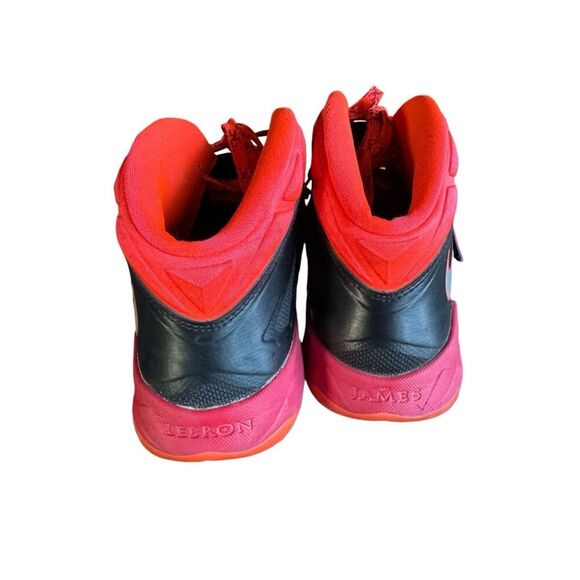 Nike Zoom‎ Soldier VII PP 7 Lebron James Men\'s Shoes - Size 12 main image 9